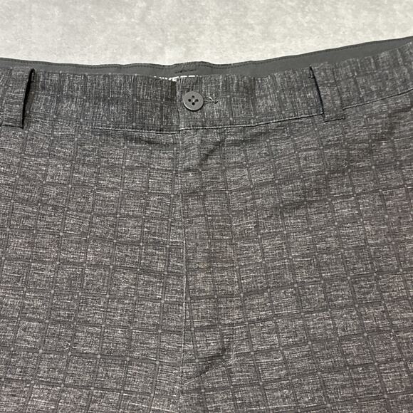 NIKE GOLF Tour Performance Shorts Mens Size 40 Gray Flat Front Chino Dri-Fit - Picture 2 of 9